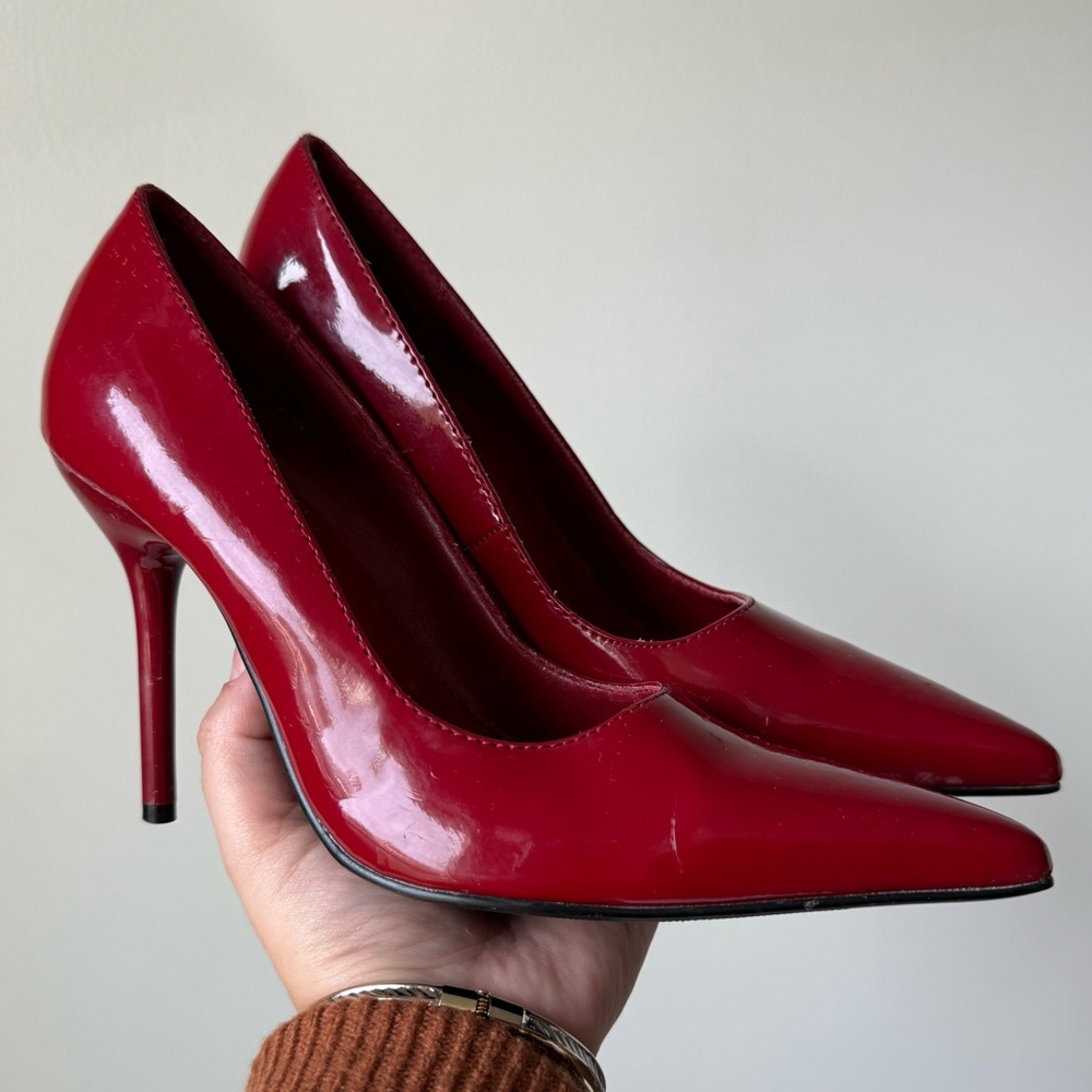 Delicious Red Heels - Picture 11 of 16